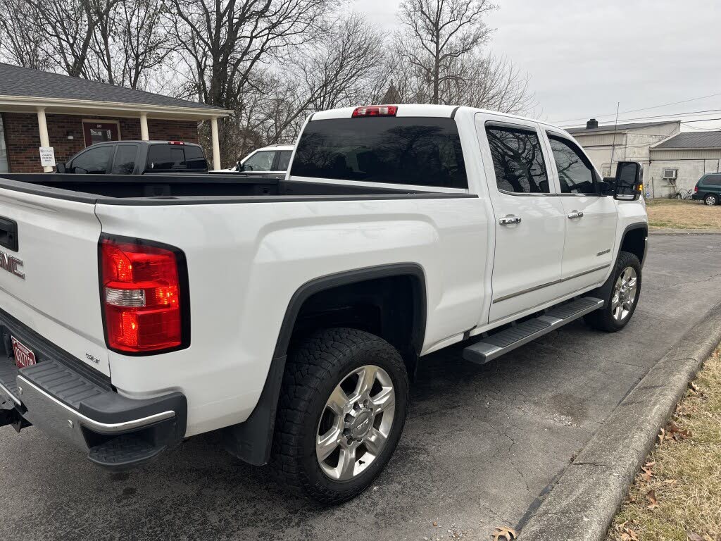 2019 GMC Sierra 2500HD SLT Crew Cab 4WD