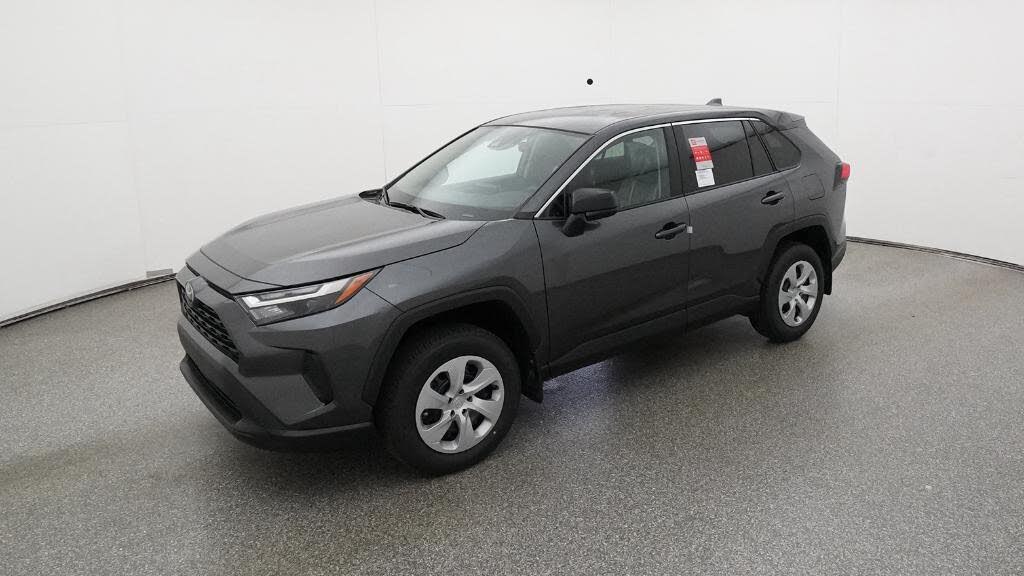 2025 Toyota RAV4 LE FWD
