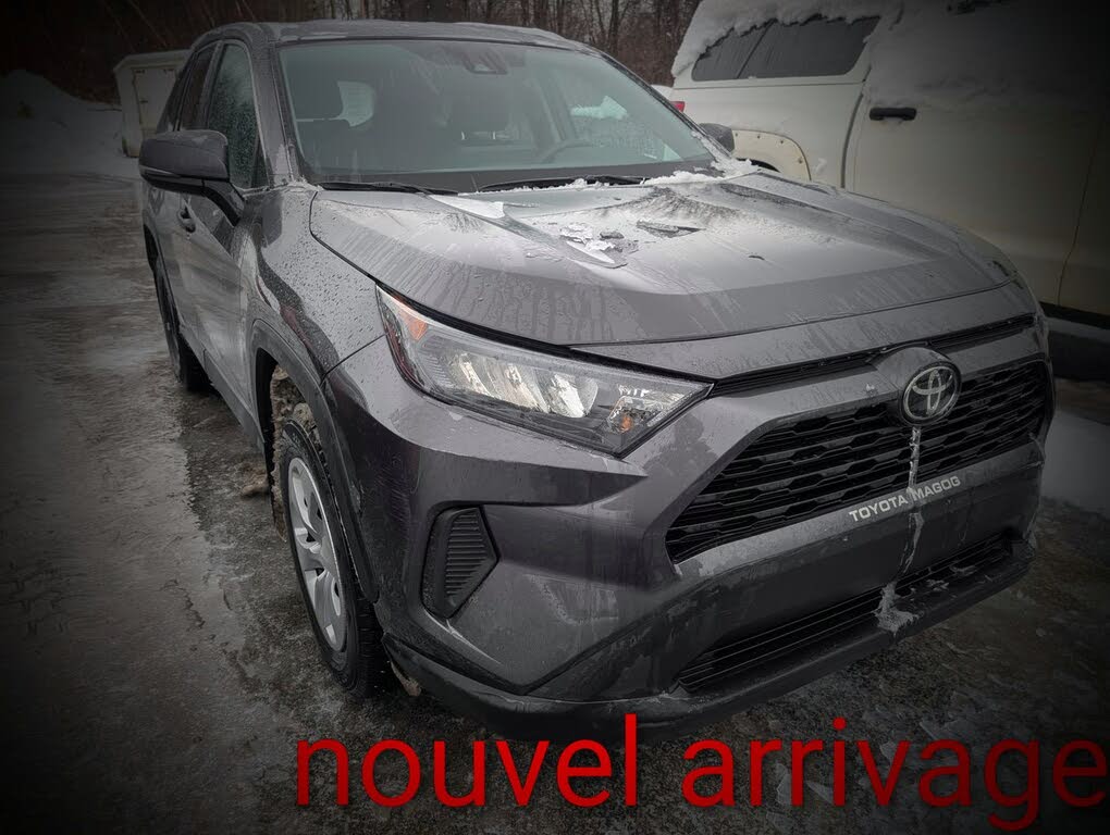 Toyota RAV4 LE FWD 2022