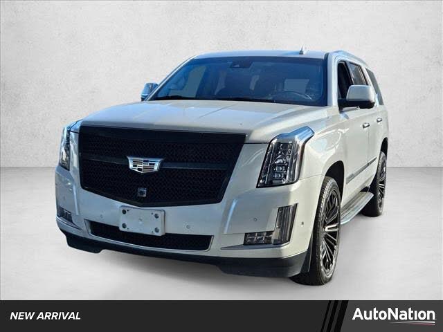 2017 Cadillac Escalade Luxury RWD