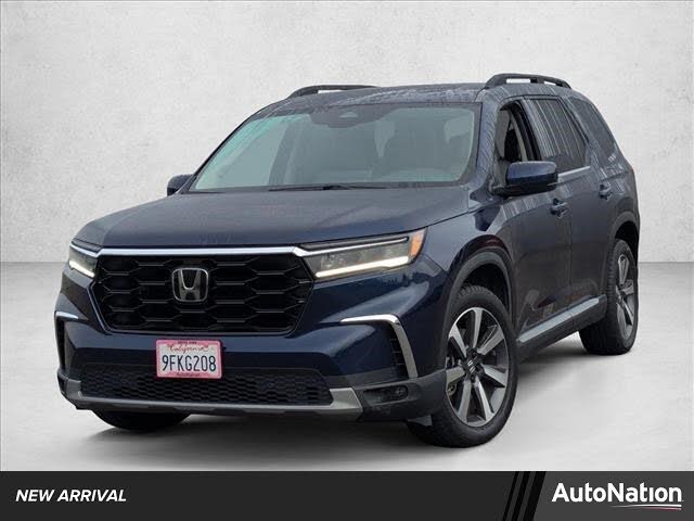 2023 Honda Pilot Touring AWD