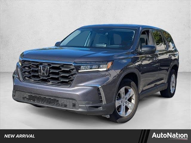 2023 Honda Pilot LX AWD