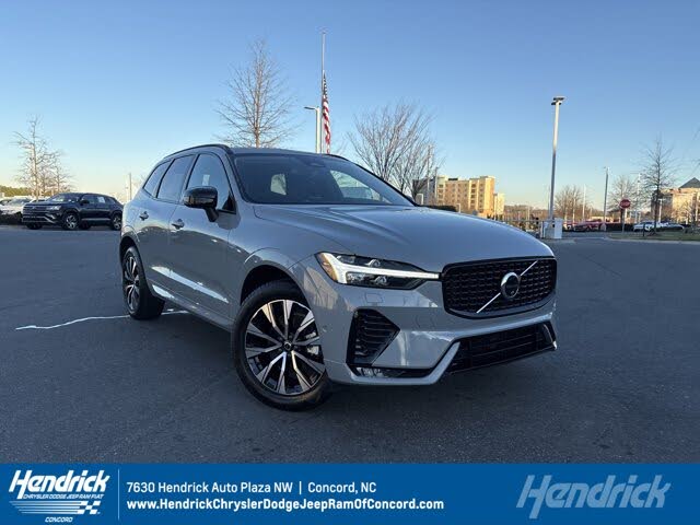 2025 Volvo XC60 B5 Plus Dark Theme AWD