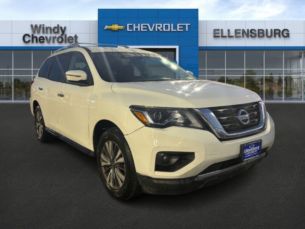 2017 Nissan Pathfinder SV 4WD
