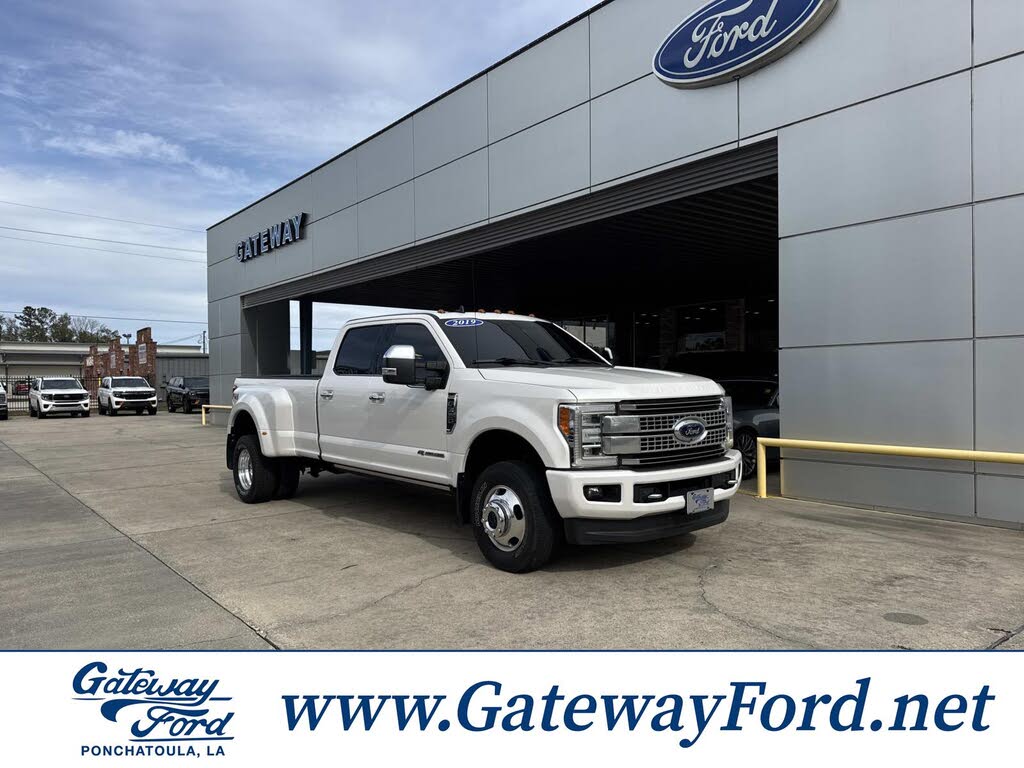 2019 Ford F-350 Super Duty Platinum Crew Cab LB DRW 4WD