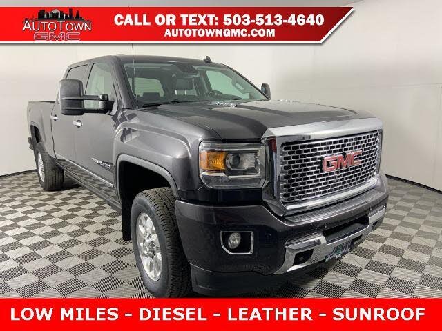 2015 GMC Sierra 3500HD Denali Crew Cab LB DRW 4WD
