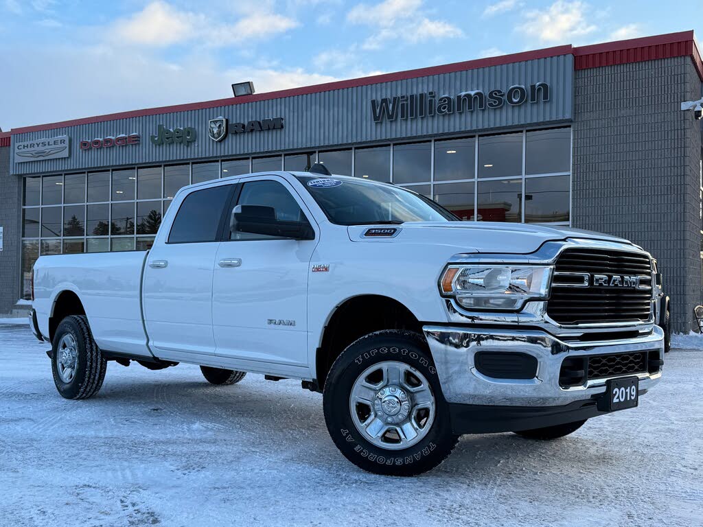 2019 RAM 3500 Big Horn Crew Cab LB 4WD