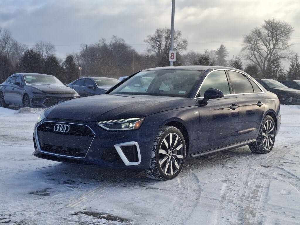 Audi A4 quattro Premium Plus S Line 45 TFSI AWD 2022