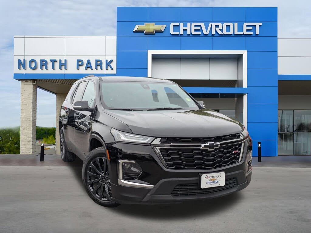 2023 Chevrolet Traverse RS FWD