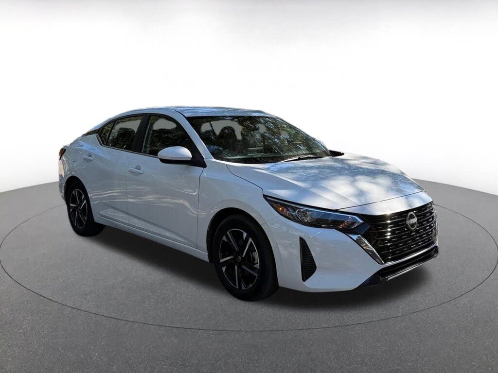 2025 Nissan Sentra SV FWD
