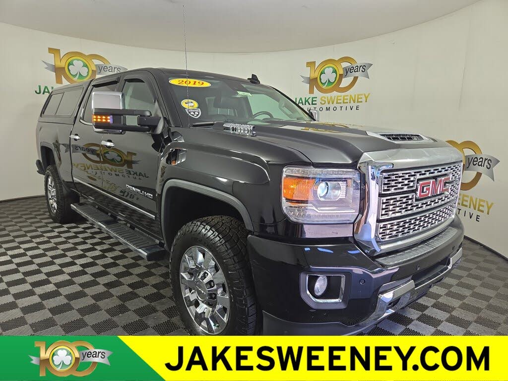 2019 GMC Sierra 2500HD Denali Crew Cab 4WD