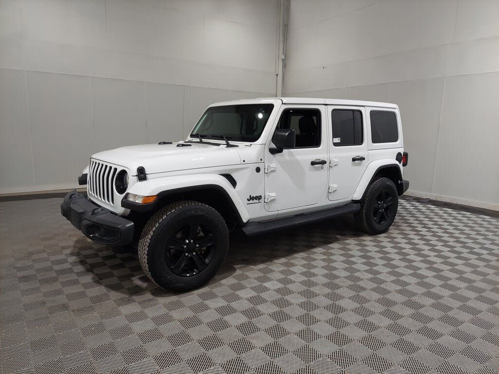 2023 Jeep Wrangler Sahara Altitude 4-Door 4WD