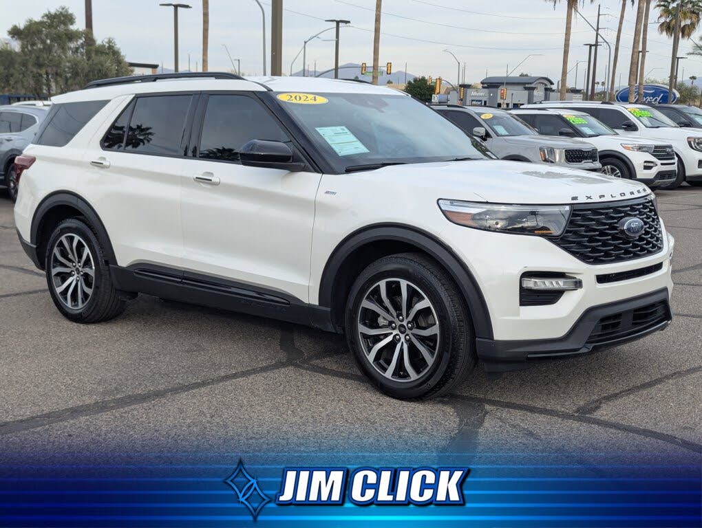 2024 Ford Explorer ST-Line RWD