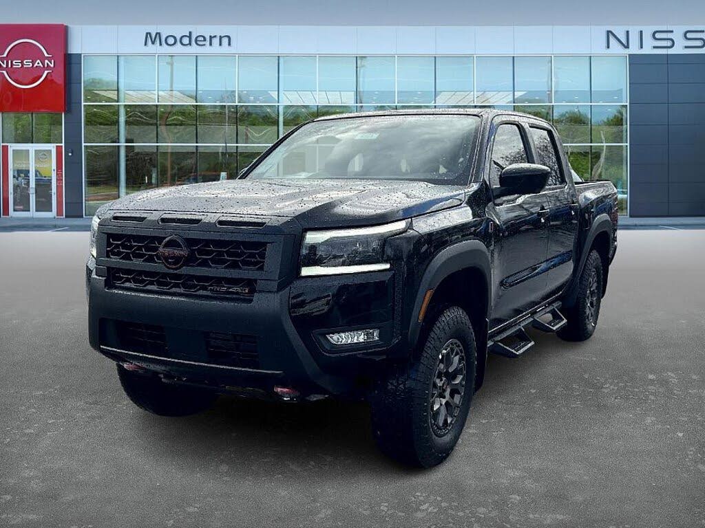 2026 Nissan Frontier PRO-4X Crew Cab 4WD