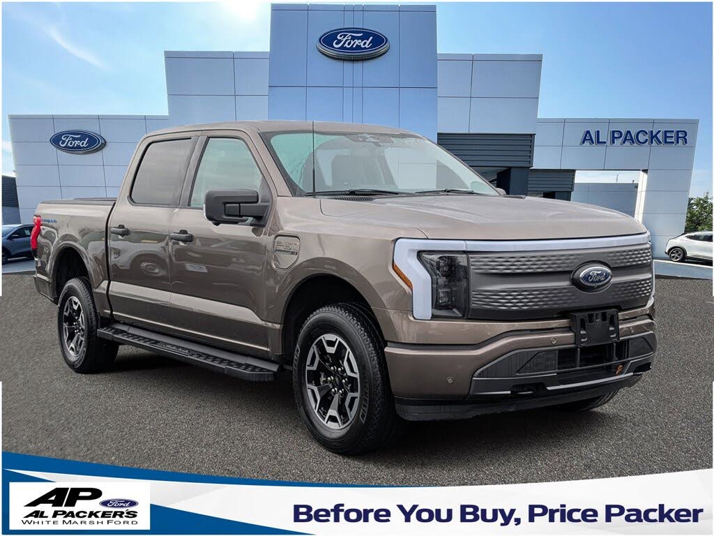 2023 Ford F-150 Lightning XLT SuperCrew AWD