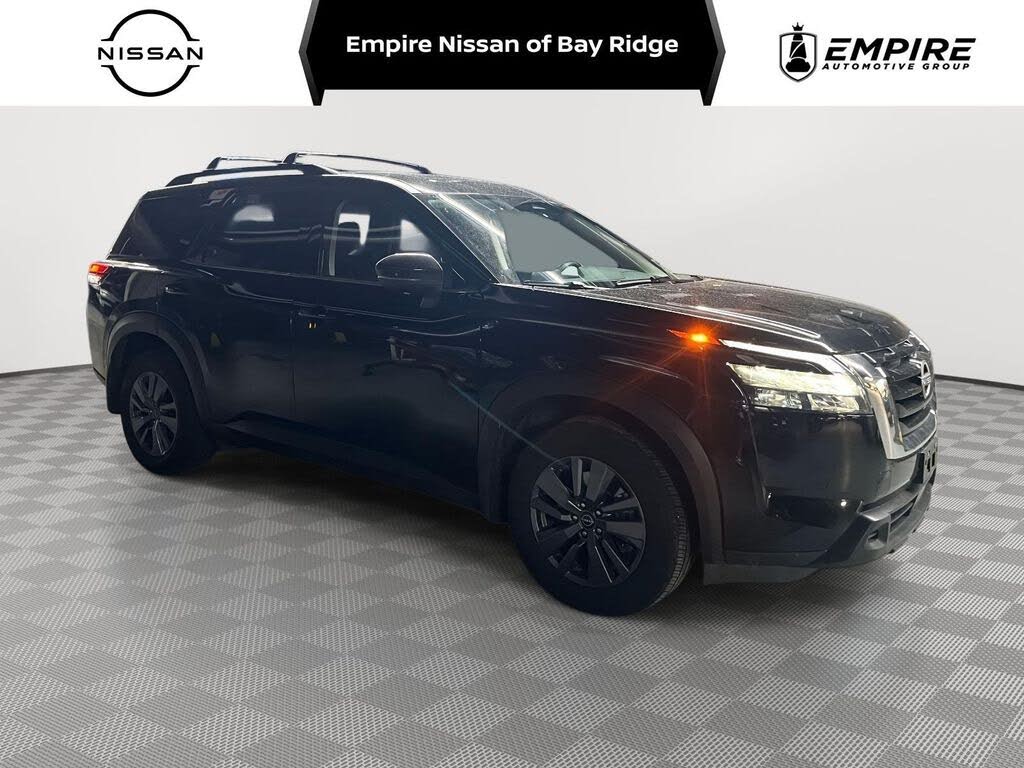 2024 Nissan Pathfinder SV 4WD