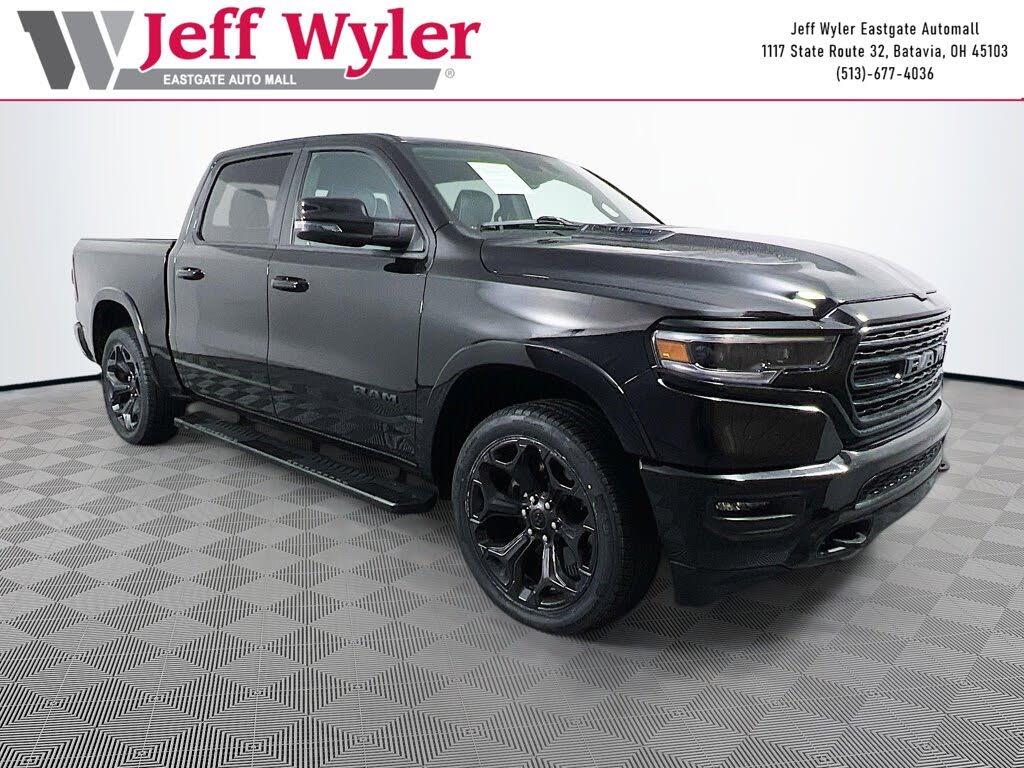 2024 RAM 1500 Limited Crew Cab 4WD