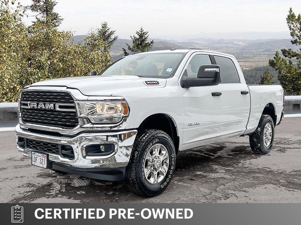RAM 3500 Big Horn Crew Cab 4WD 2024