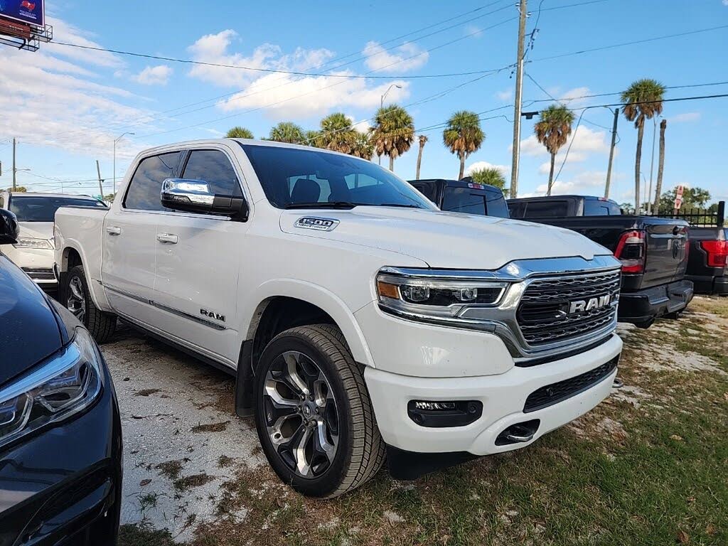 2023 RAM 1500 Limited Crew Cab 4WD