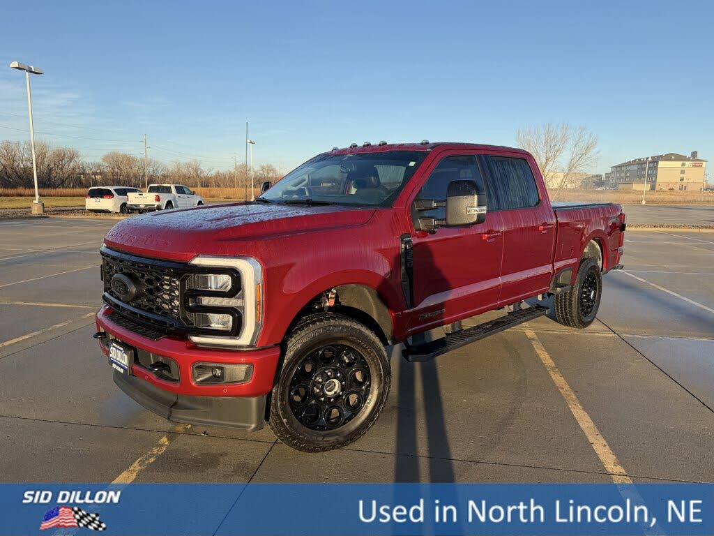 2025 Ford F-350 Super Duty Lariat Crew Cab 4WD