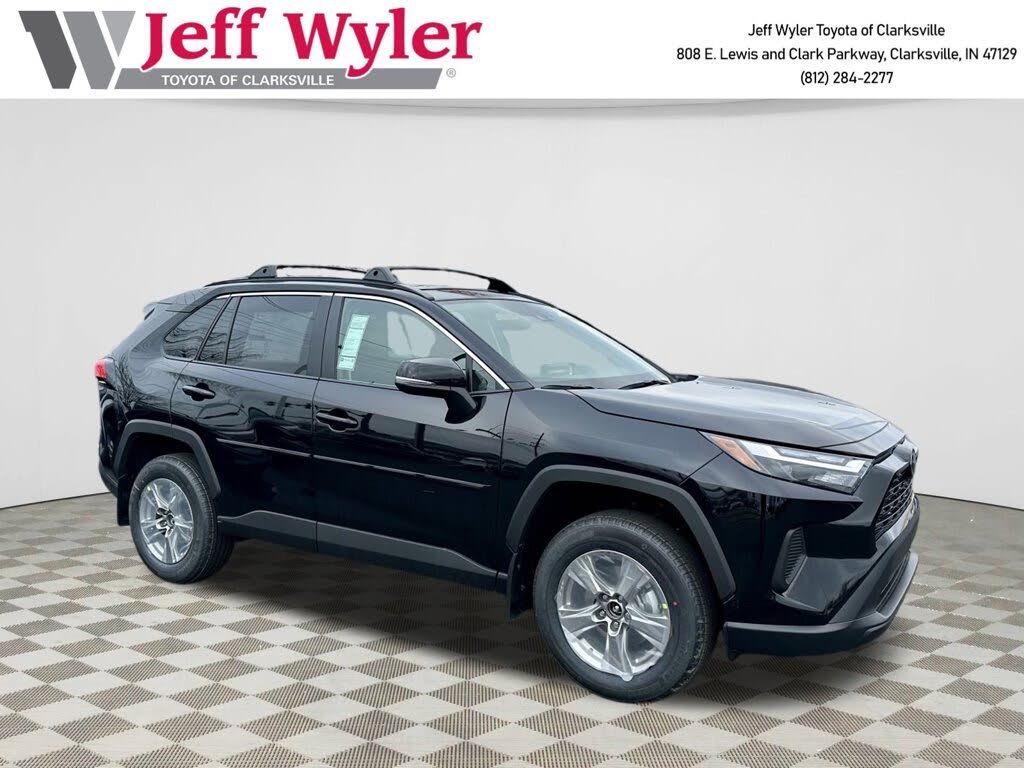 2025 Toyota RAV4 XLE AWD