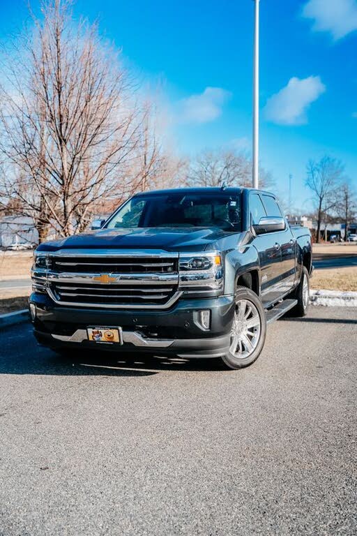 2017 Chevrolet Silverado 1500 High Country Crew Cab 4WD