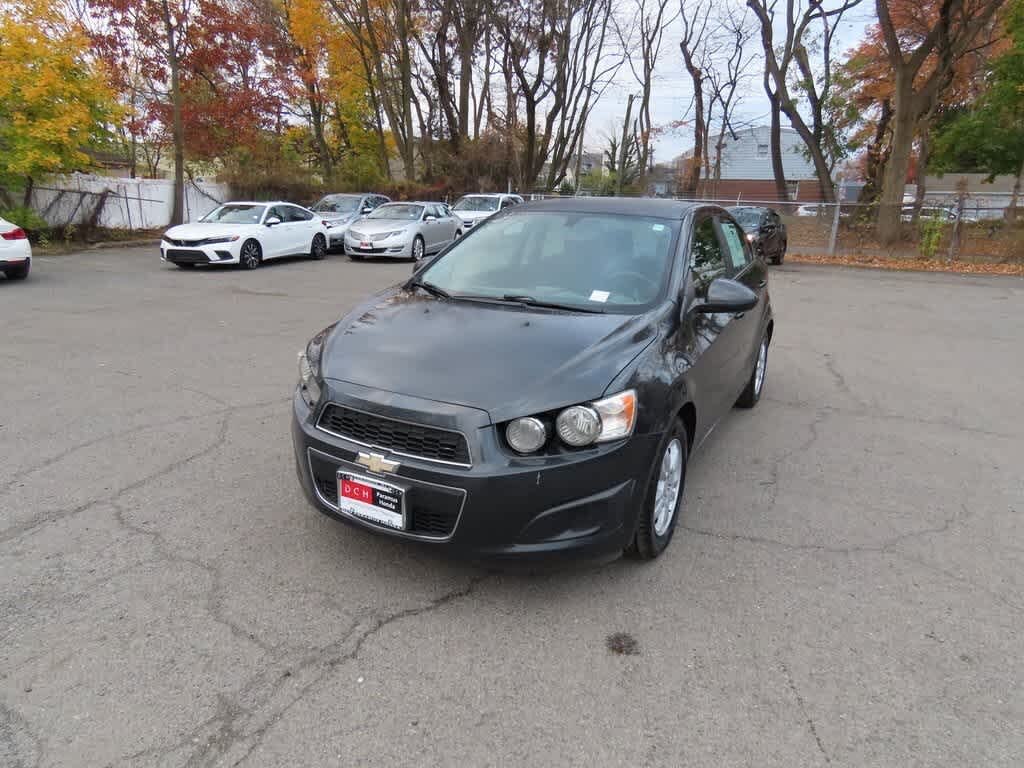 2014 Chevrolet Sonic LT Sedan FWD