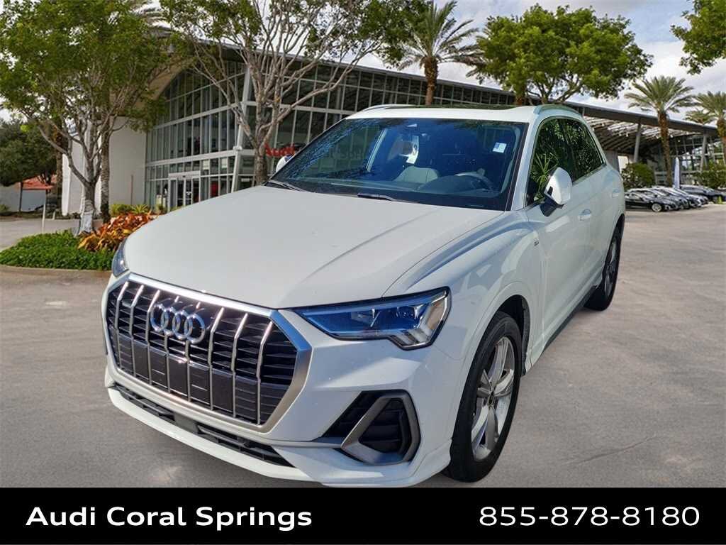 2023 Audi Q3 quattro Premium S Line 45 TFSI