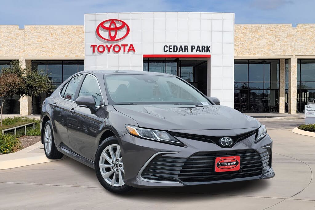 2024 Toyota Camry LE FWD