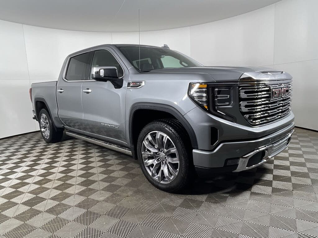 GMC Sierra 1500 Denali Crew Cab 4WD 2026
