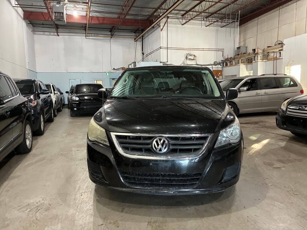 2010 Volkswagen Routan Trendline