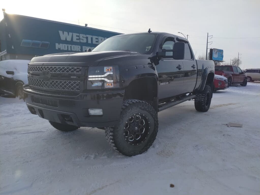2014 Chevrolet Silverado 2500HD LTZ Crew Cab 4WD