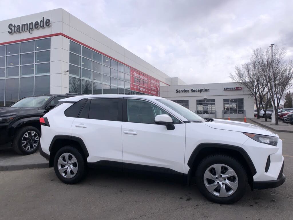 2023 Toyota RAV4 LE AWD