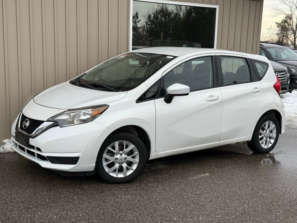 2018 Nissan Versa Note SV FWD