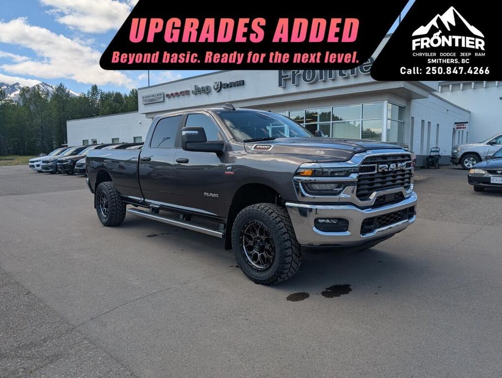 2025 RAM 3500 Big Horn Crew Cab LB 4WD