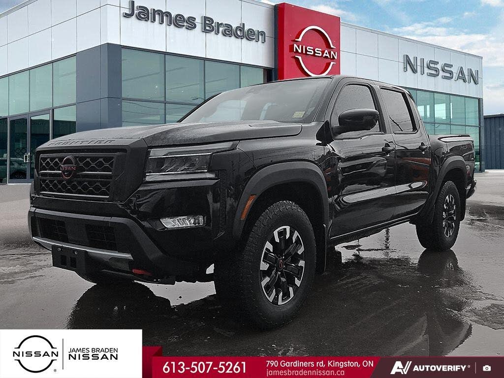 2023 Nissan Frontier PRO-4X Crew Cab 4WD
