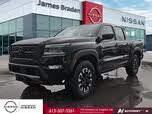 Nissan Frontier PRO-4X Crew Cab 4WD