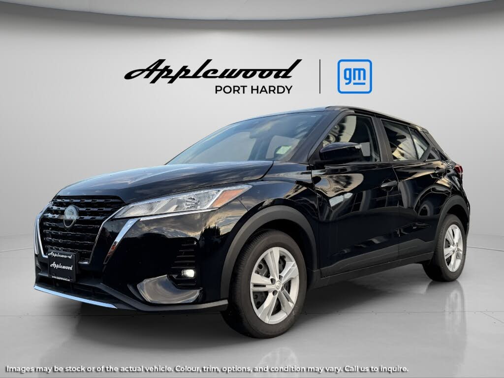 2025 Nissan Kicks Play S FWD