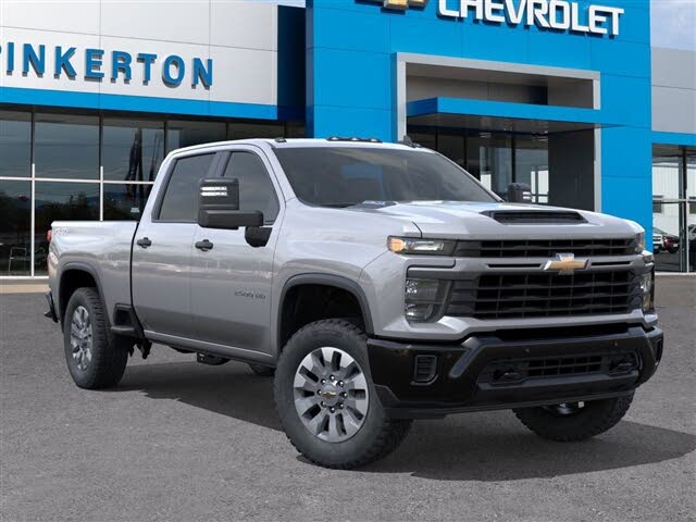 2026 Chevrolet Silverado 2500HD Custom Crew Cab 4WD