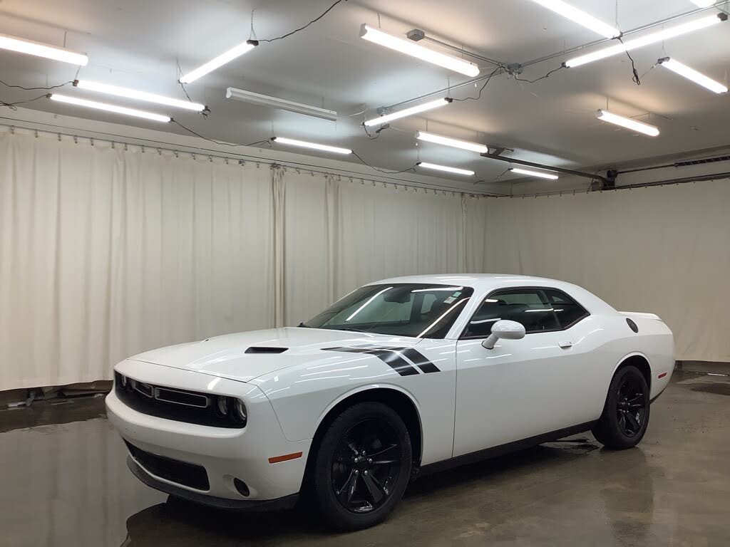 2018 Dodge Challenger SXT RWD