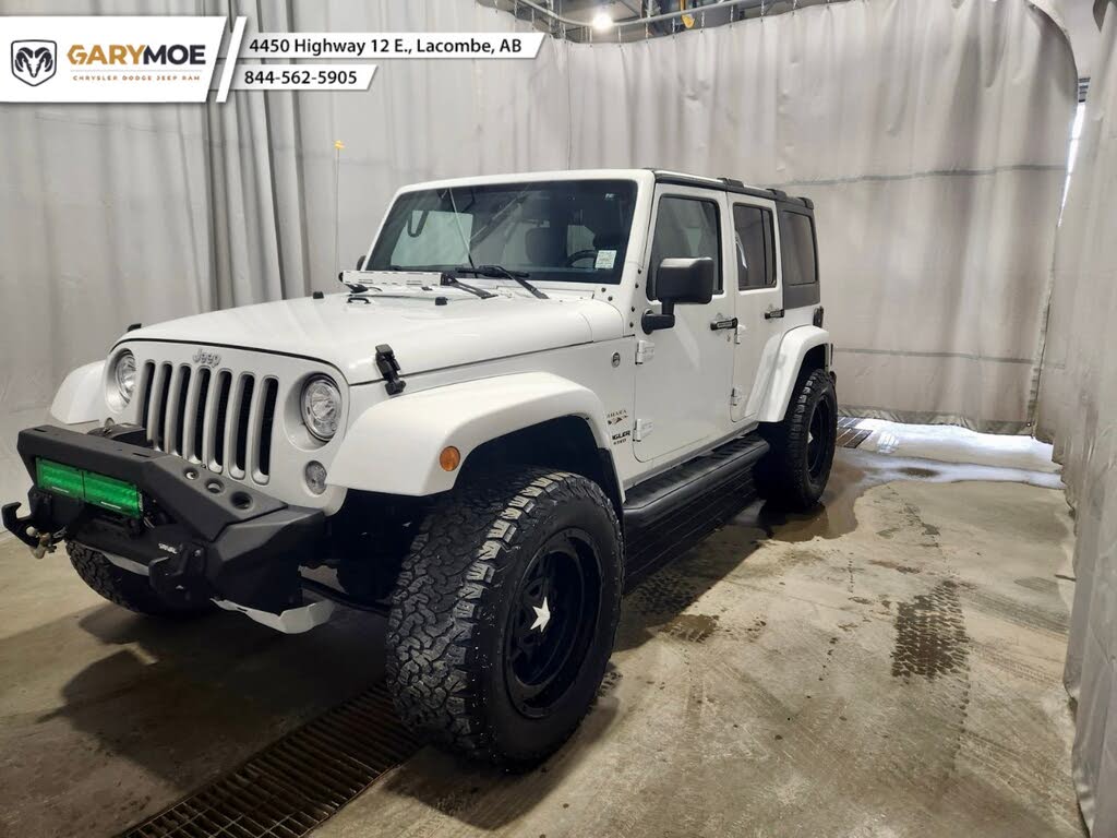 2017 Jeep Wrangler Unlimited Sahara 4WD