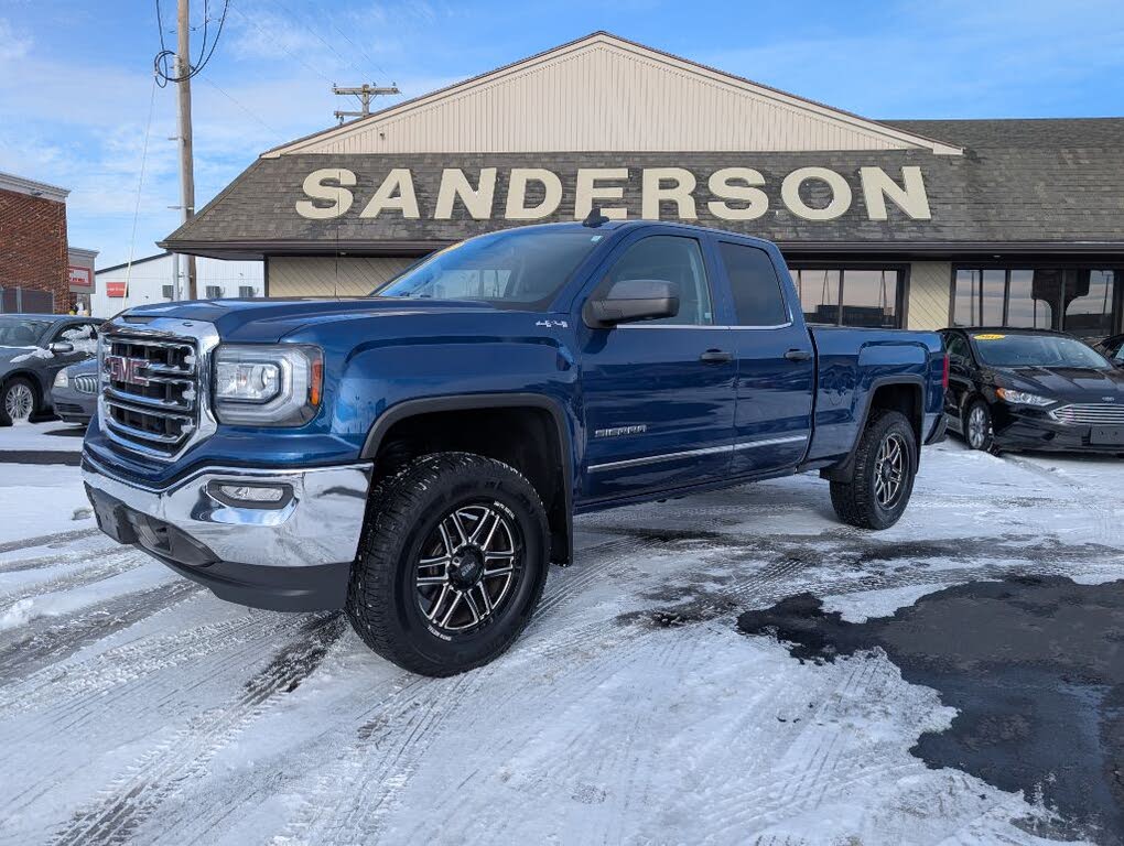 2017 GMC Sierra 1500 SLT Double Cab 4WD