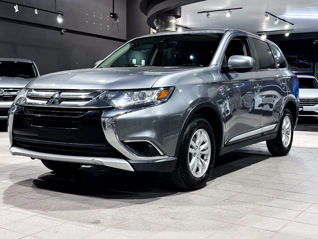 2017 Mitsubishi Outlander ES S-AWC