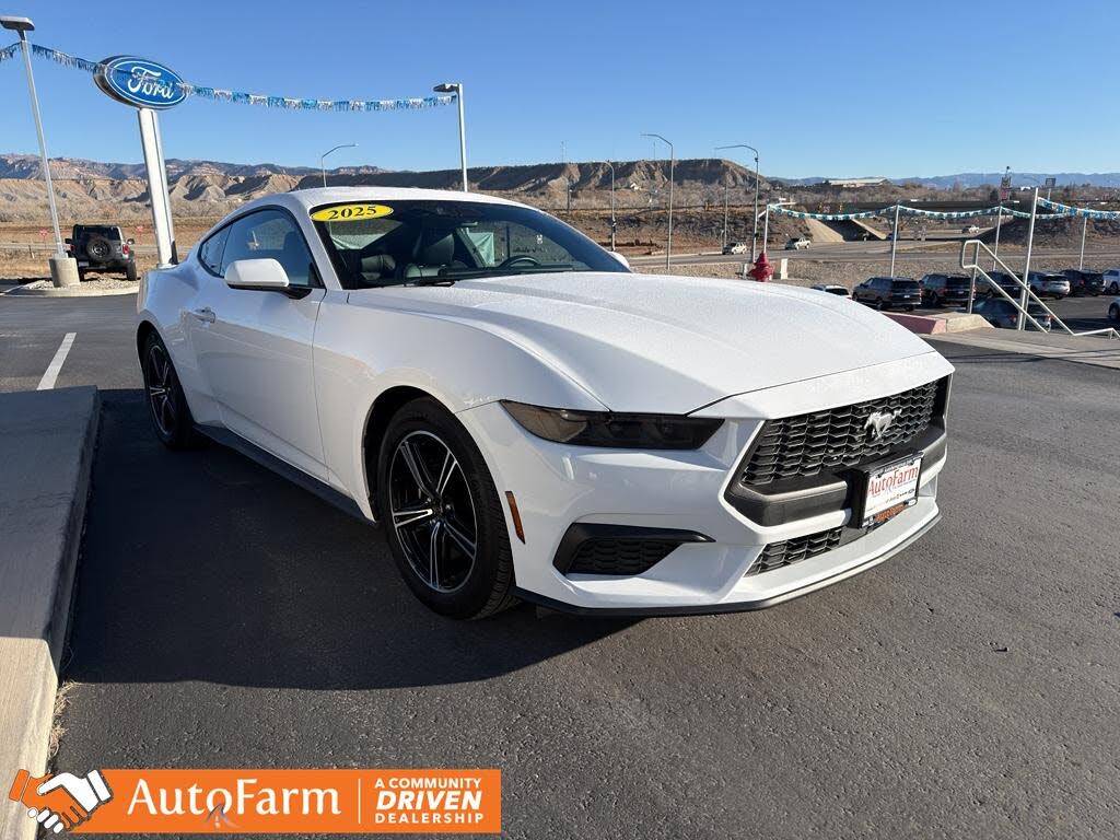 2025 Ford Mustang EcoBoost Premium Fastback RWD