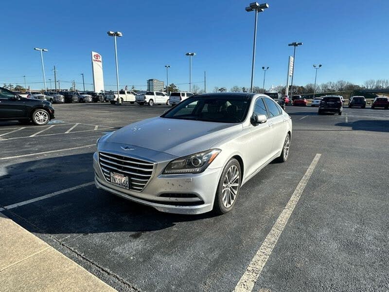 2015 Hyundai Genesis 3.8 RWD