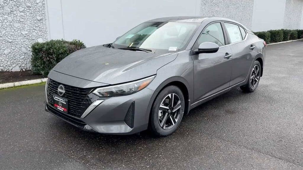 2025 Nissan Sentra SV FWD