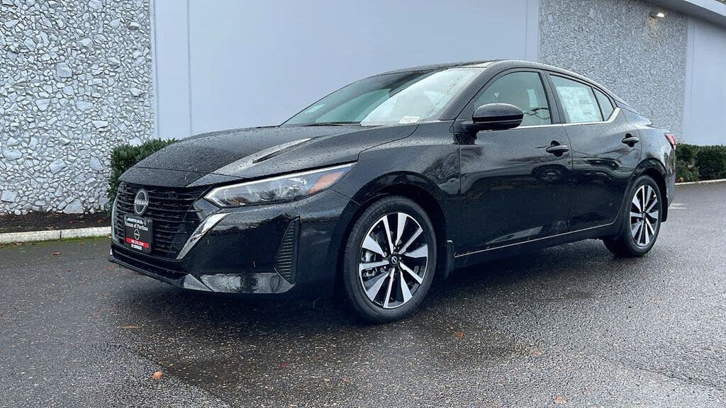 2025 Nissan Sentra SV FWD
