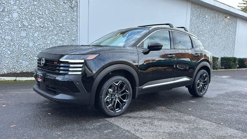 2026 Nissan Kicks SR AWD