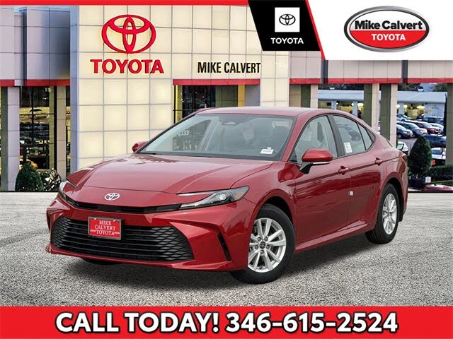 2026 Toyota Camry LE FWD