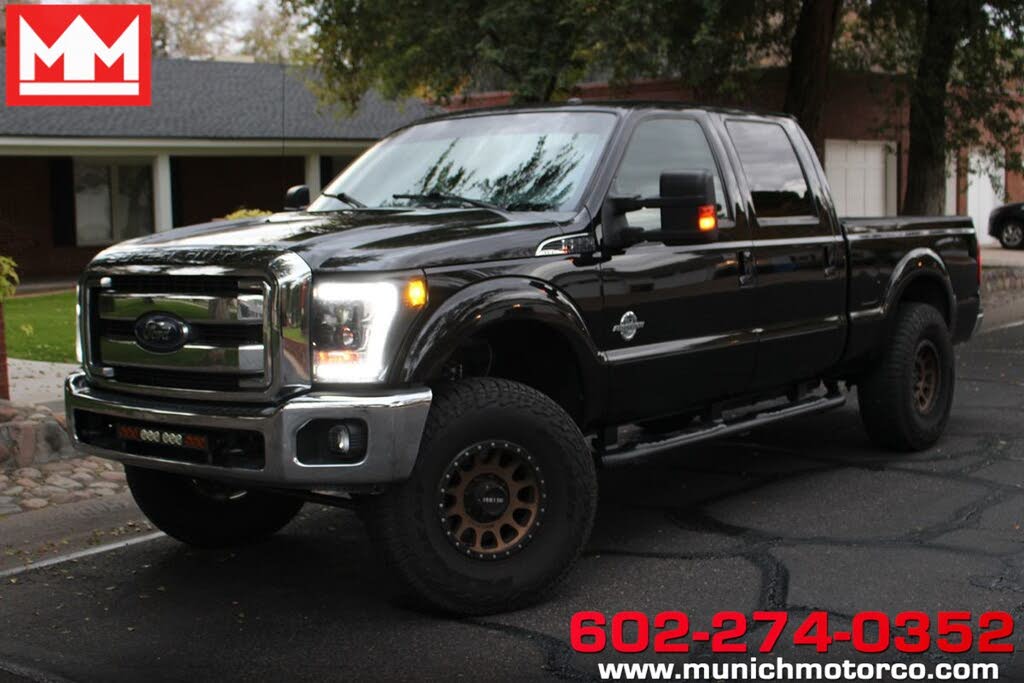 2015 Ford F-250 Super Duty Lariat Crew Cab 4WD
